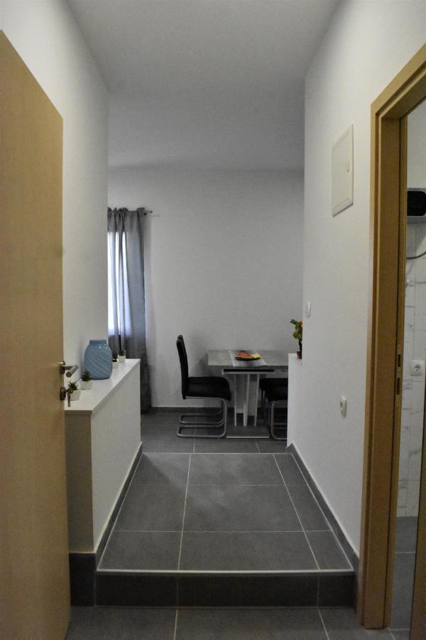 Apartmani Skorpion Kaštela Eksteriør billede