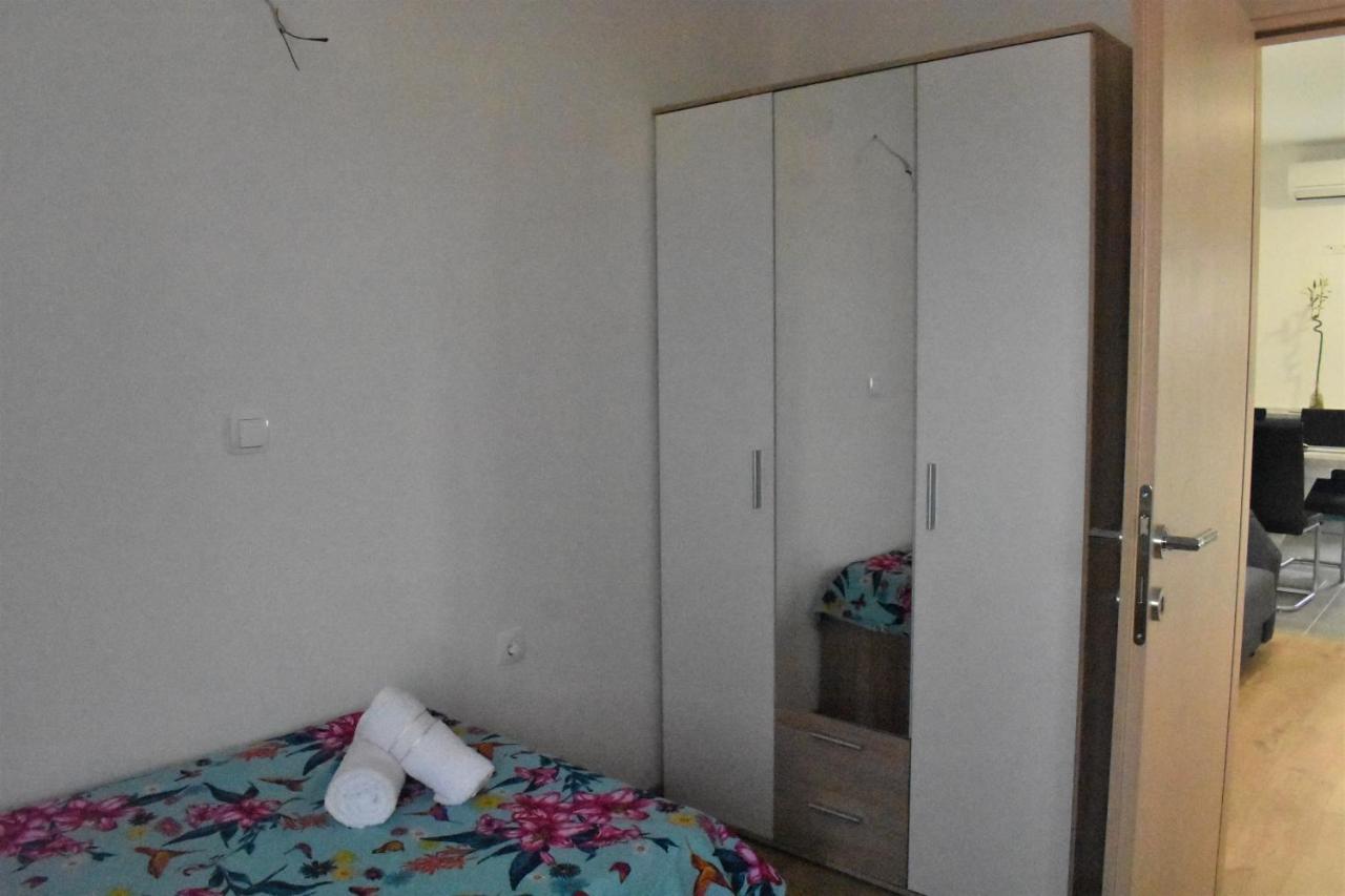 Apartmani Skorpion Kaštela Eksteriør billede