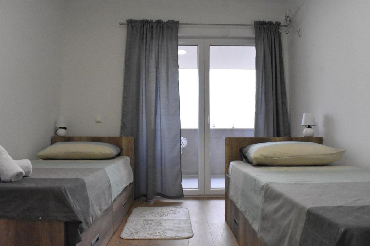 Apartmani Skorpion Kaštela Eksteriør billede