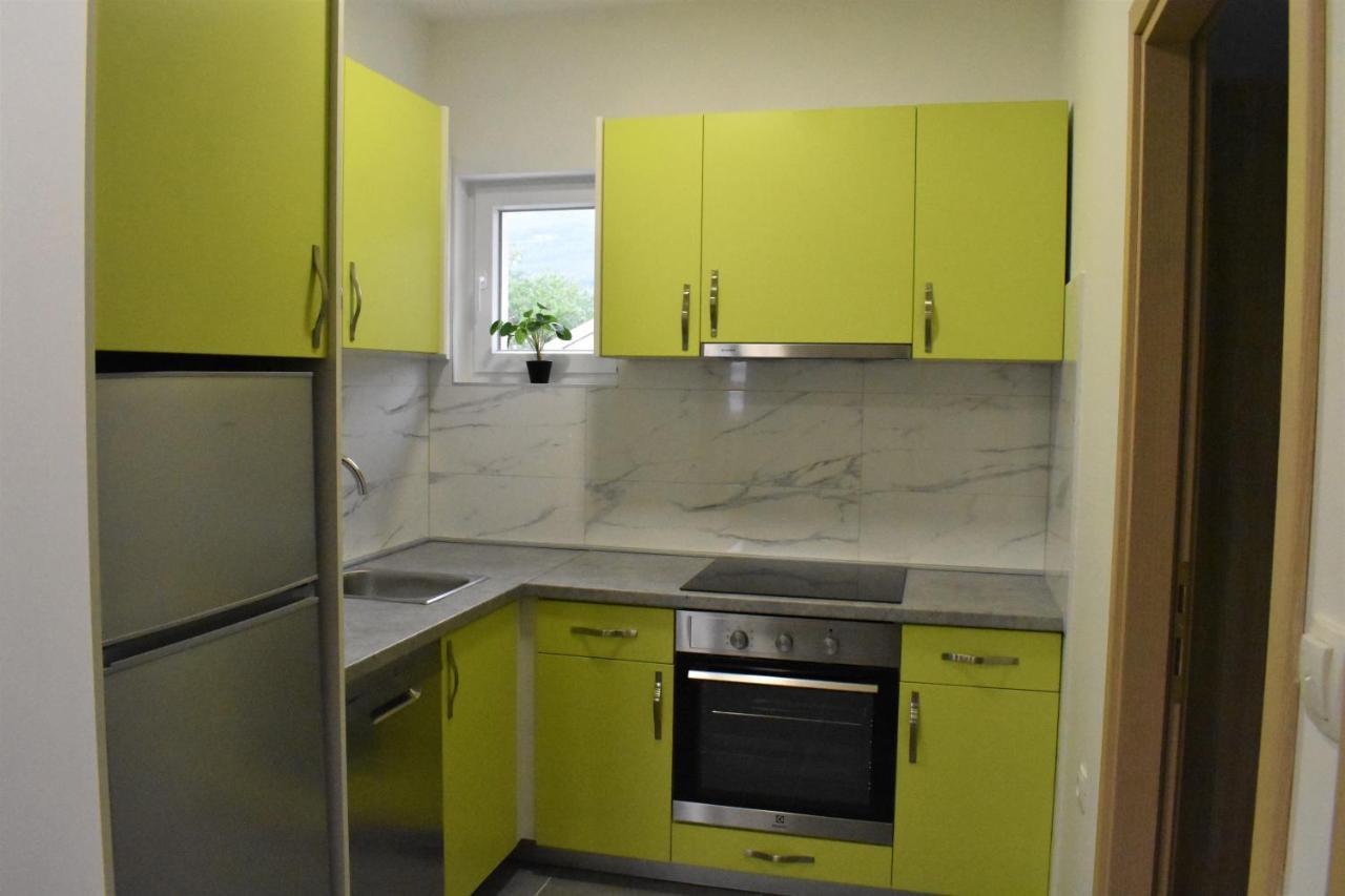 Apartmani Skorpion Kaštela Eksteriør billede