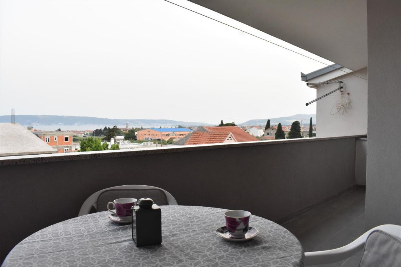 Apartmani Skorpion Kaštela Eksteriør billede