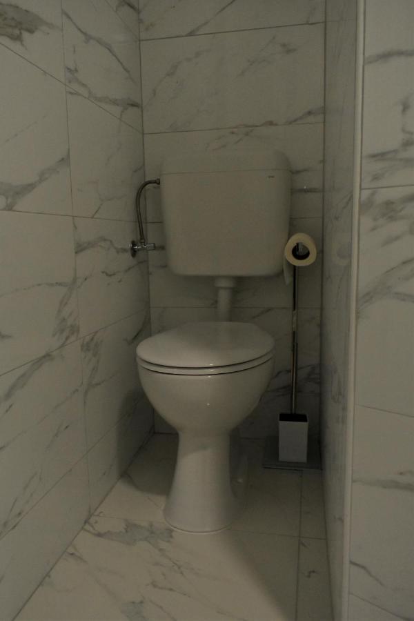 Apartmani Skorpion Kaštela Eksteriør billede