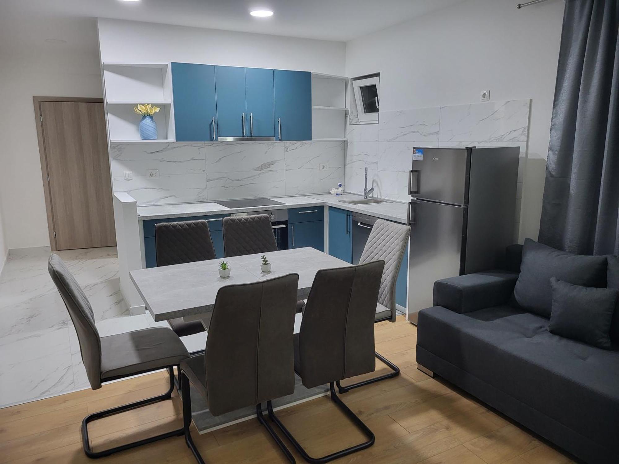 Apartmani Skorpion Kaštela Eksteriør billede